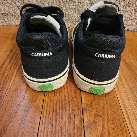 Cariuma Valley Sneaker - Picture 5 of 8